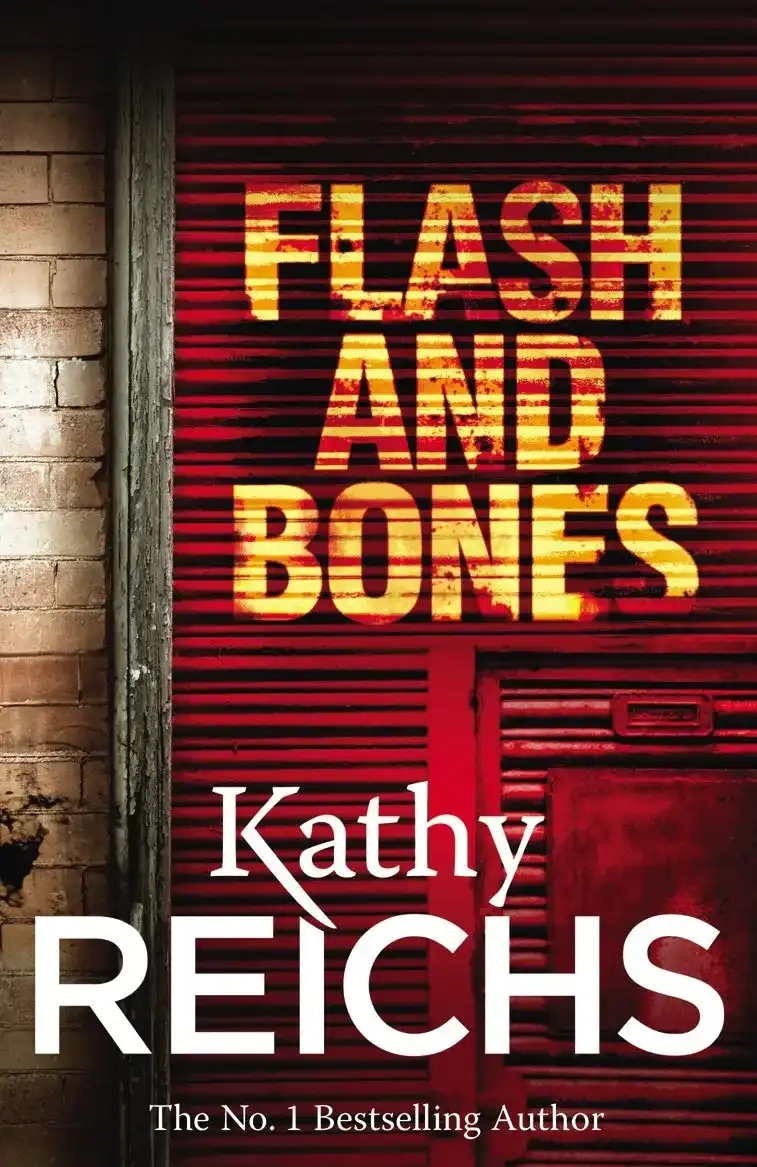 Flash & Bones by Kathy Reichs (Paperback)