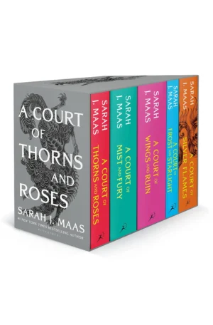 A Court of Thorns and Roses Paperback Box Set: 5 Books by Sarah J. Maas (Paperback)